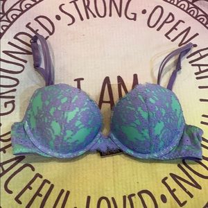 Victoria’s Secret push-up bra